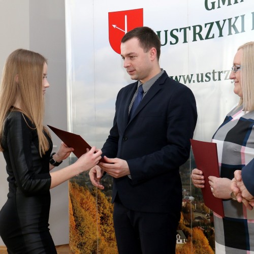Wręczenie nagród i stypendiów uzdolnionej młodzieży